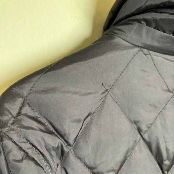 London Fog Down Feathers Coat Women Medium Quilted Puffer Classic Gothic *flaw* - Picture 3 of 15